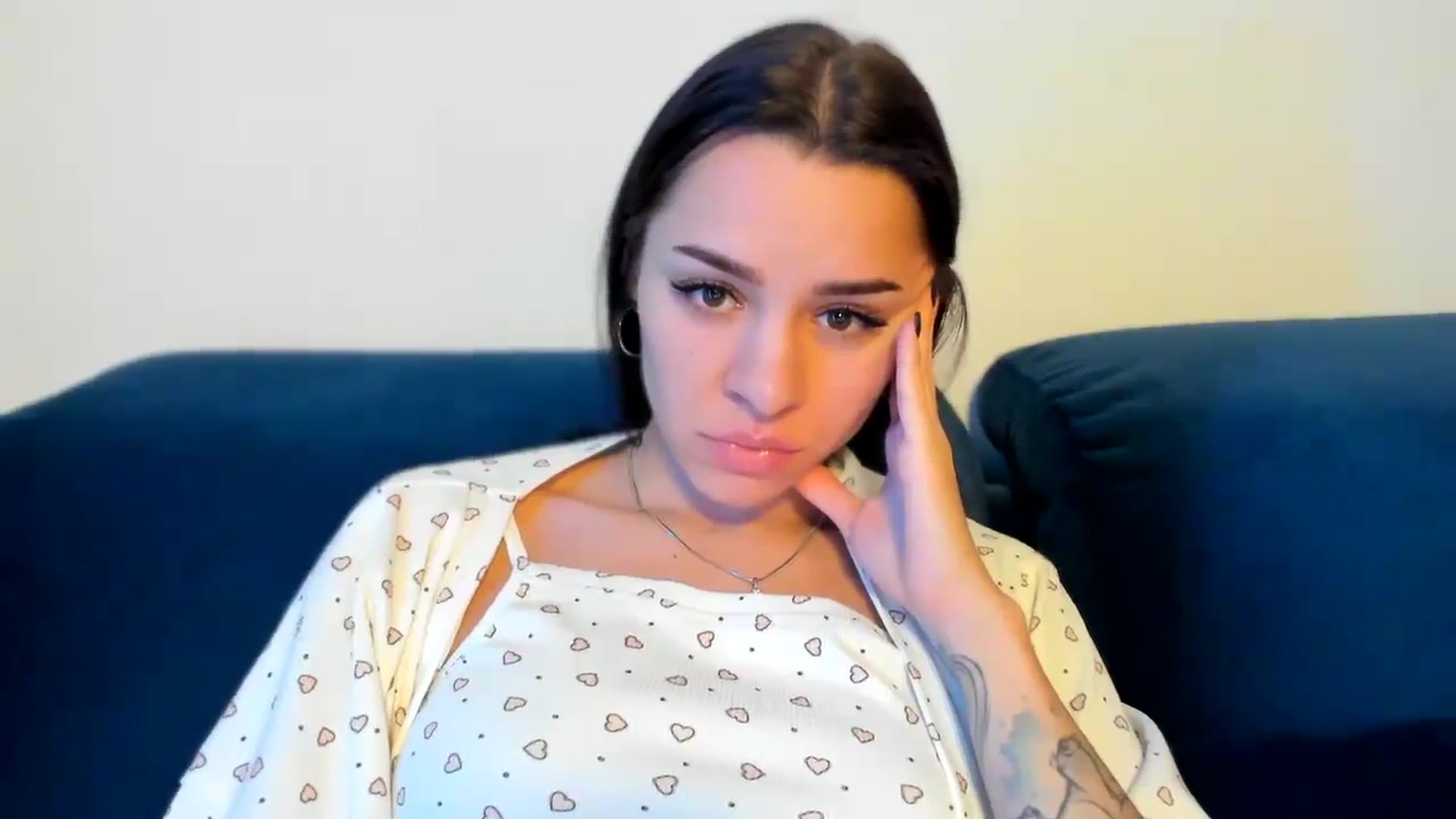 Gallery image thumbnail from swtAlterEgo's myfreecams stream on, 01/14/2025, 23:09 image 15 of 20
