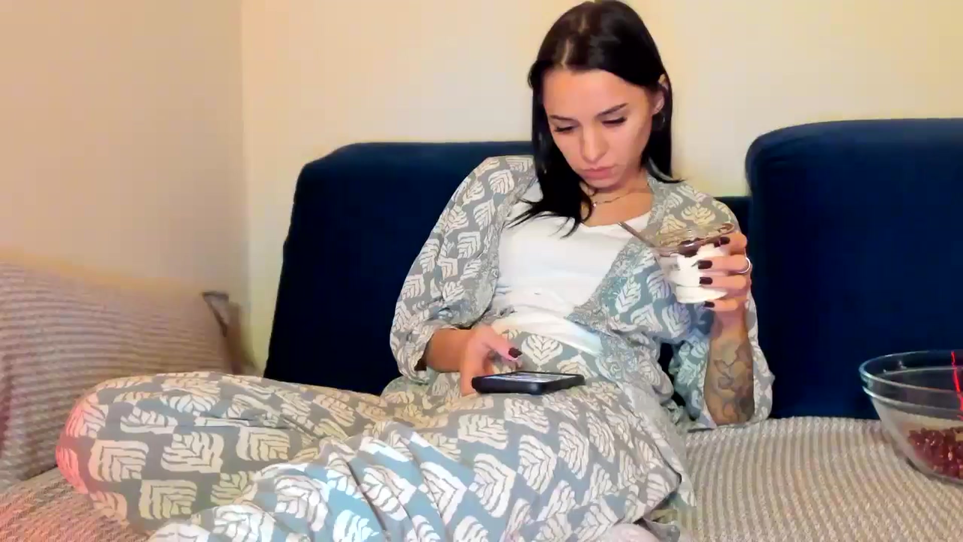 Gallery image thumbnail from swtAlterEgo's myfreecams stream on, 01/17/2025, 23:30 image 12 of 20