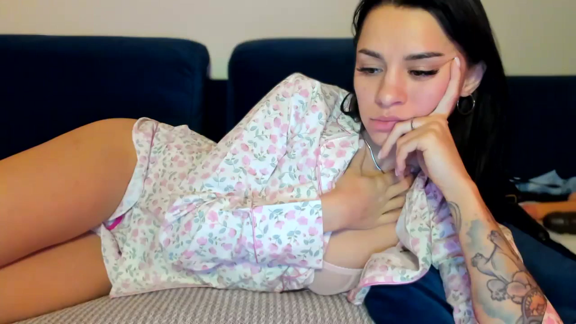 Gallery image thumbnail from swtAlterEgo's myfreecams stream on, 01/25/2025, 04:18 image 1 of 20