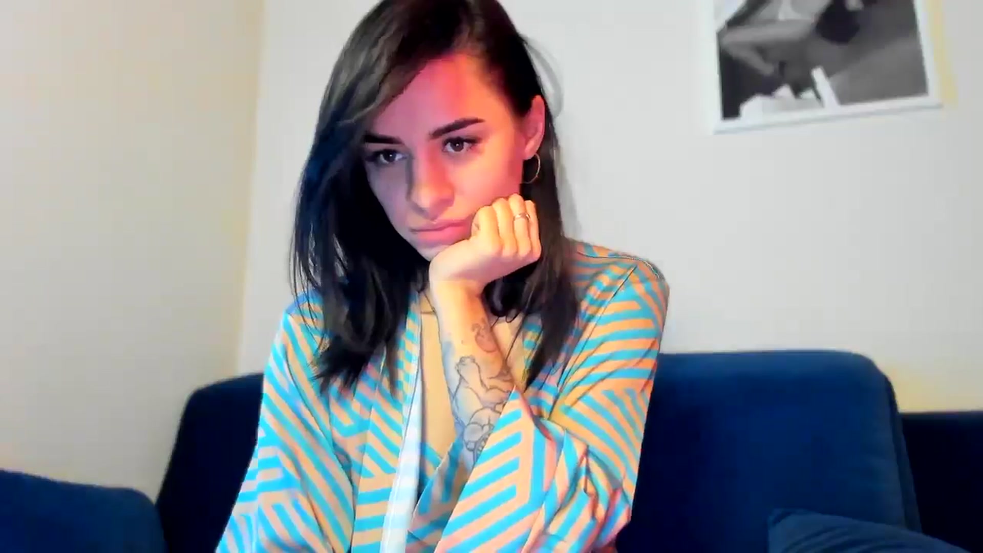 Gallery image thumbnail from swtAlterEgo's myfreecams stream on, 01/27/2025, 02:00 image 11 of 20