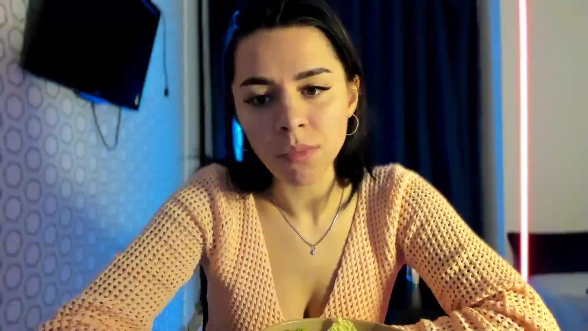 Gallery image thumbnail from swtAlterEgo's myfreecams stream on, 01/27/2025, 23:59 image 5 of 20