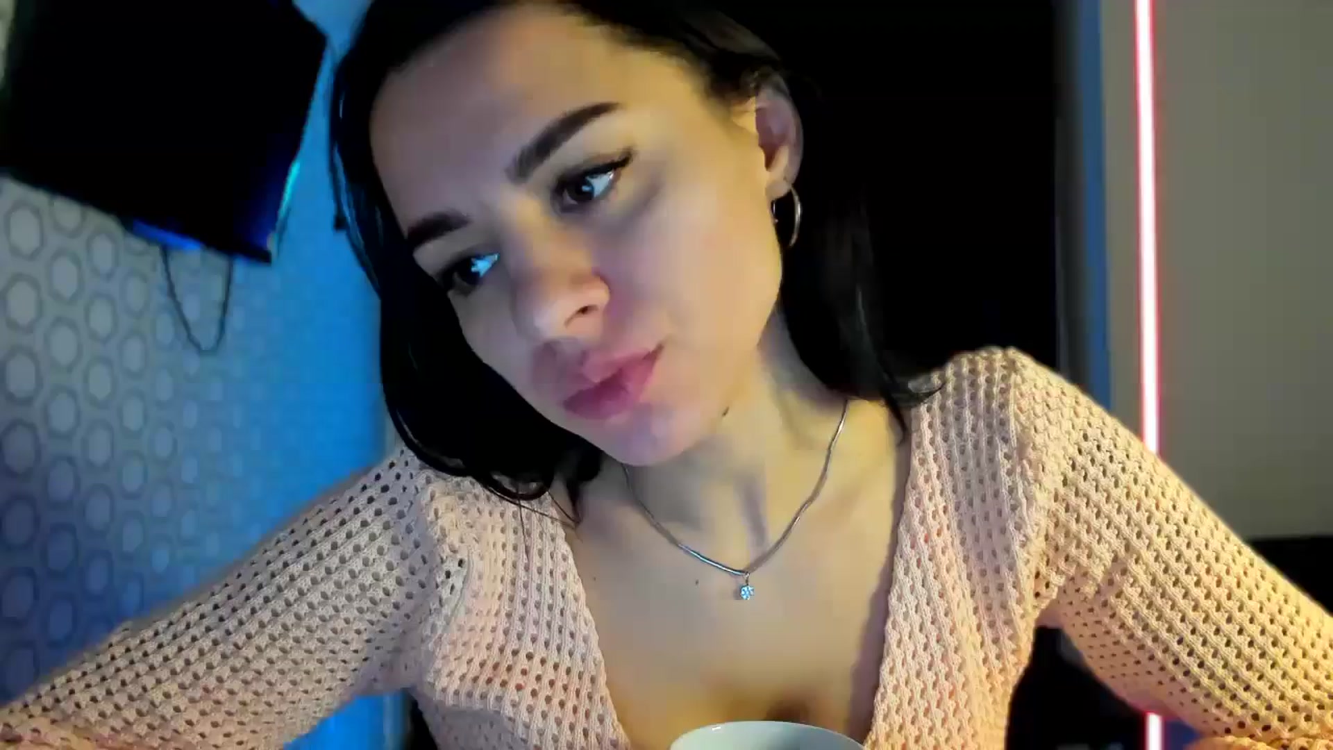 Gallery image thumbnail from swtAlterEgo's myfreecams stream on, 01/28/2025, 04:04 image 4 of 20