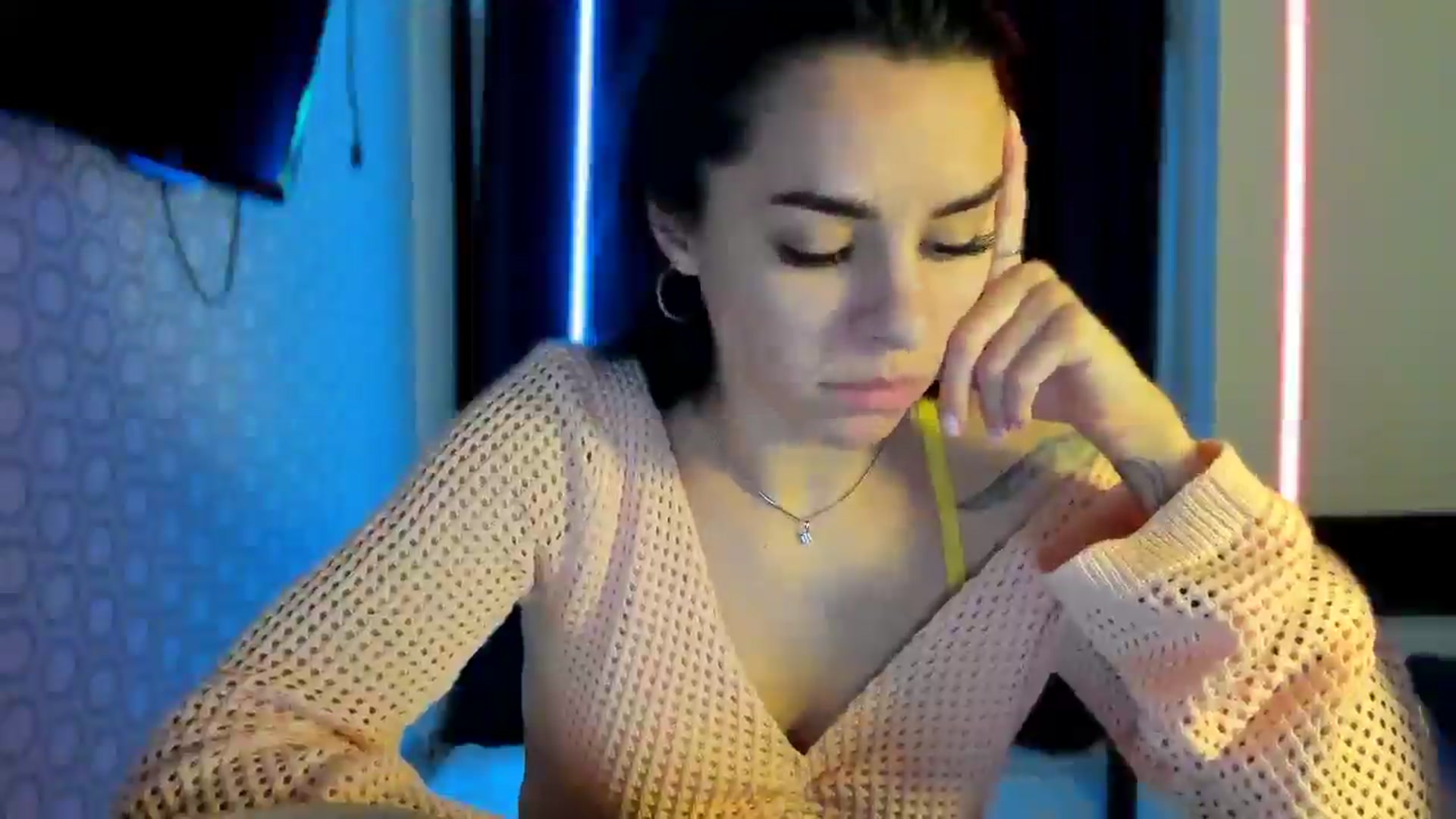 Gallery image thumbnail from swtAlterEgo's myfreecams stream on, 01/28/2025, 05:46 image 18 of 20
