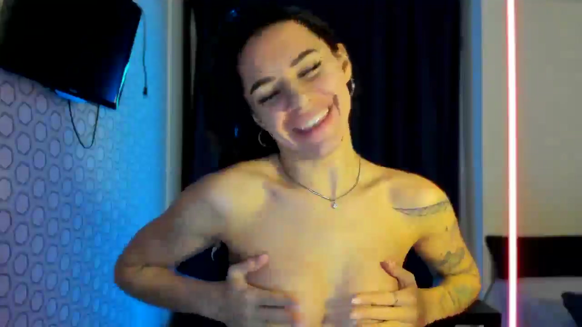 Gallery image thumbnail from swtAlterEgo's myfreecams stream on, 01/28/2025, 05:46 image 11 of 20