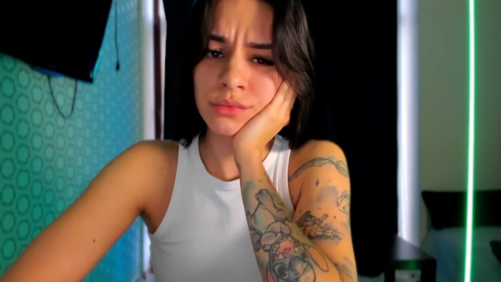 Gallery image thumbnail from swtAlterEgo's myfreecams stream on, 02/01/2025, 14:21 image 8 of 20