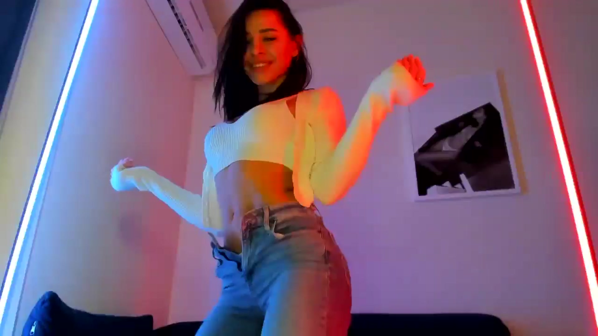 Gallery image thumbnail from swtAlterEgo's myfreecams stream on, 02/02/2025, 17:37 image 17 of 20