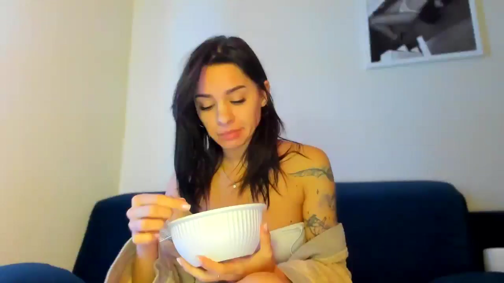 Gallery image thumbnail from swtAlterEgo's myfreecams stream on, 02/05/2025, 07:02 image 19 of 20