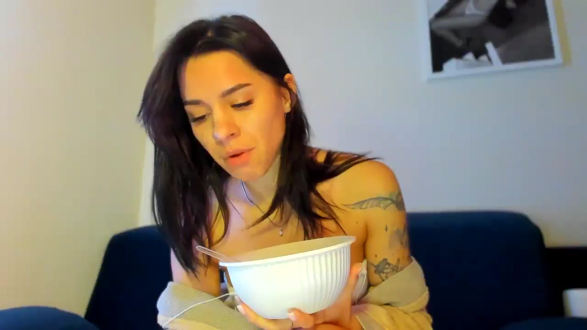 Gallery image thumbnail from swtAlterEgo's myfreecams stream on, 02/05/2025, 07:02 image 17 of 20