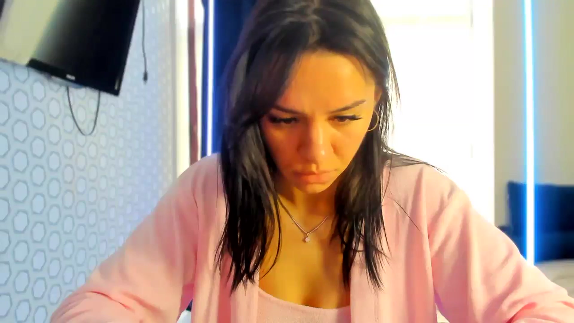 Gallery image thumbnail from swtAlterEgo's myfreecams stream on, 02/07/2025, 08:25 image 19 of 20