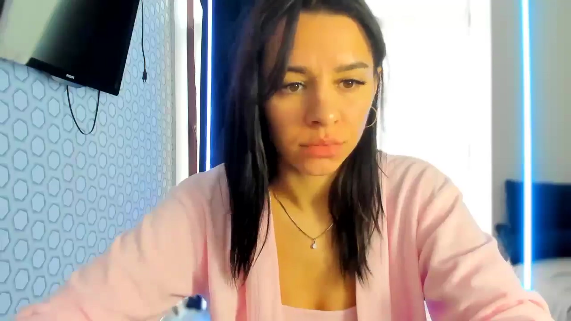 Gallery image thumbnail from swtAlterEgo's myfreecams stream on, 02/07/2025, 08:42 image 7 of 20