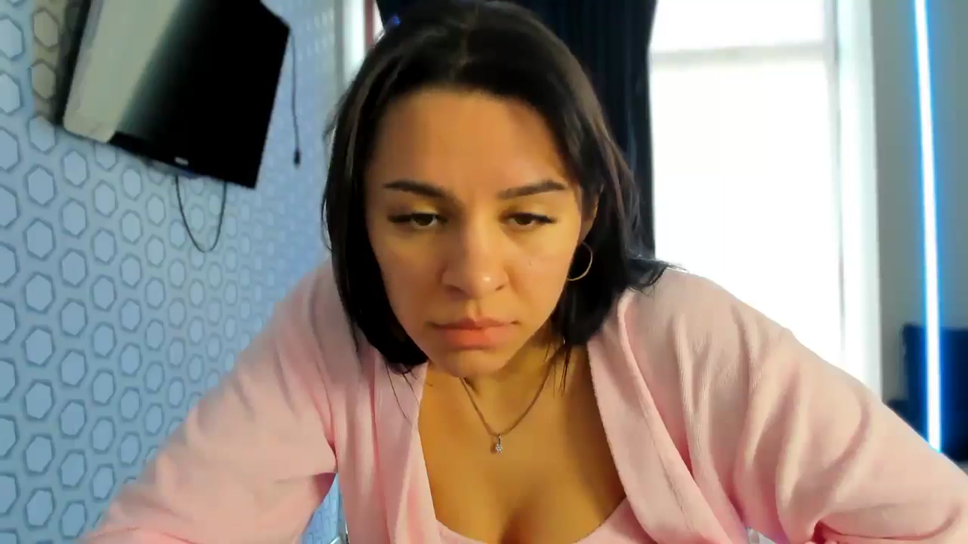 Gallery image thumbnail from swtAlterEgo's myfreecams stream on, 02/07/2025, 09:29 image 16 of 20