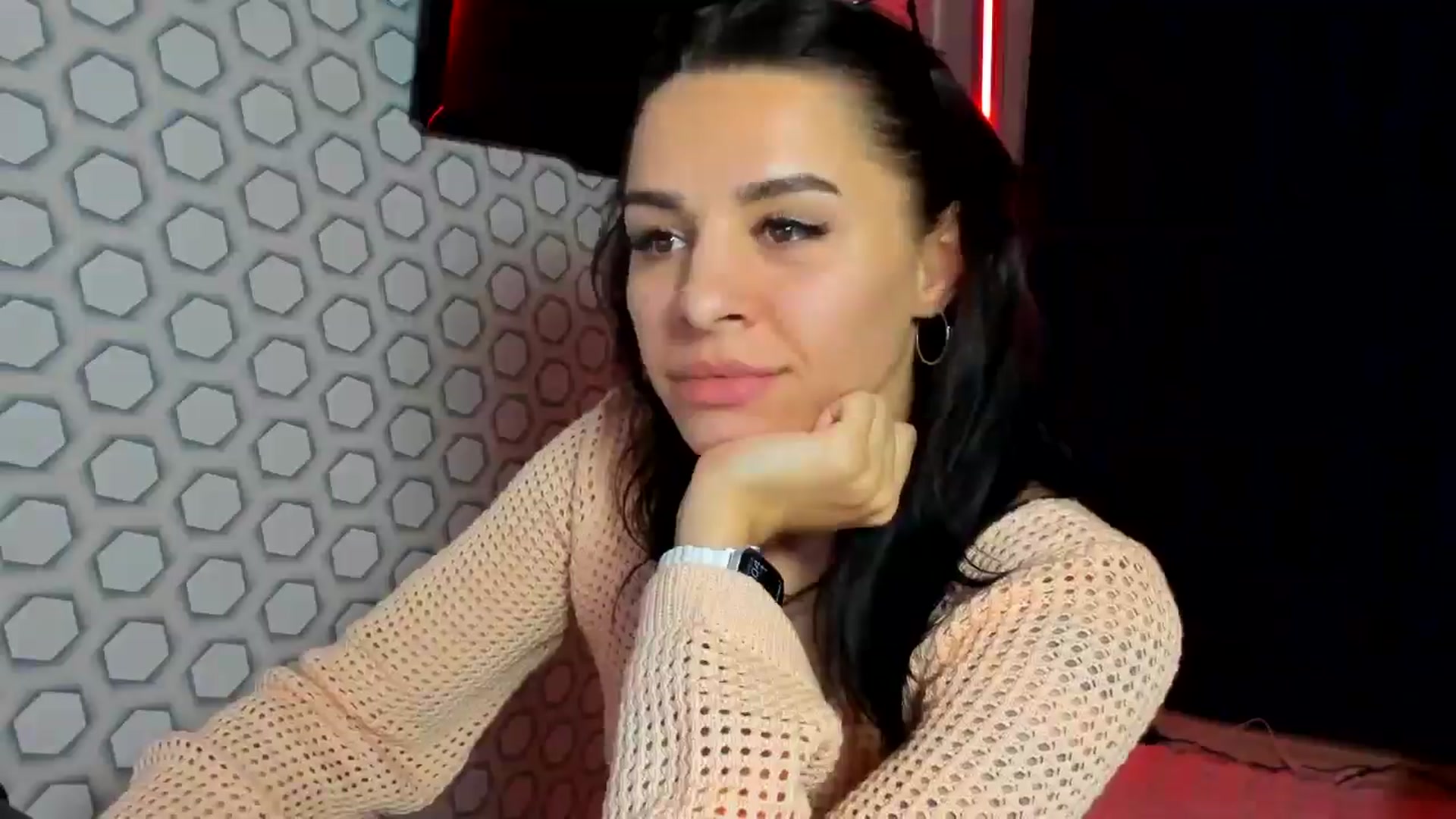 Gallery image thumbnail from swtAlterEgo's myfreecams stream on, 03/01/2025, 21:31 image 6 of 20