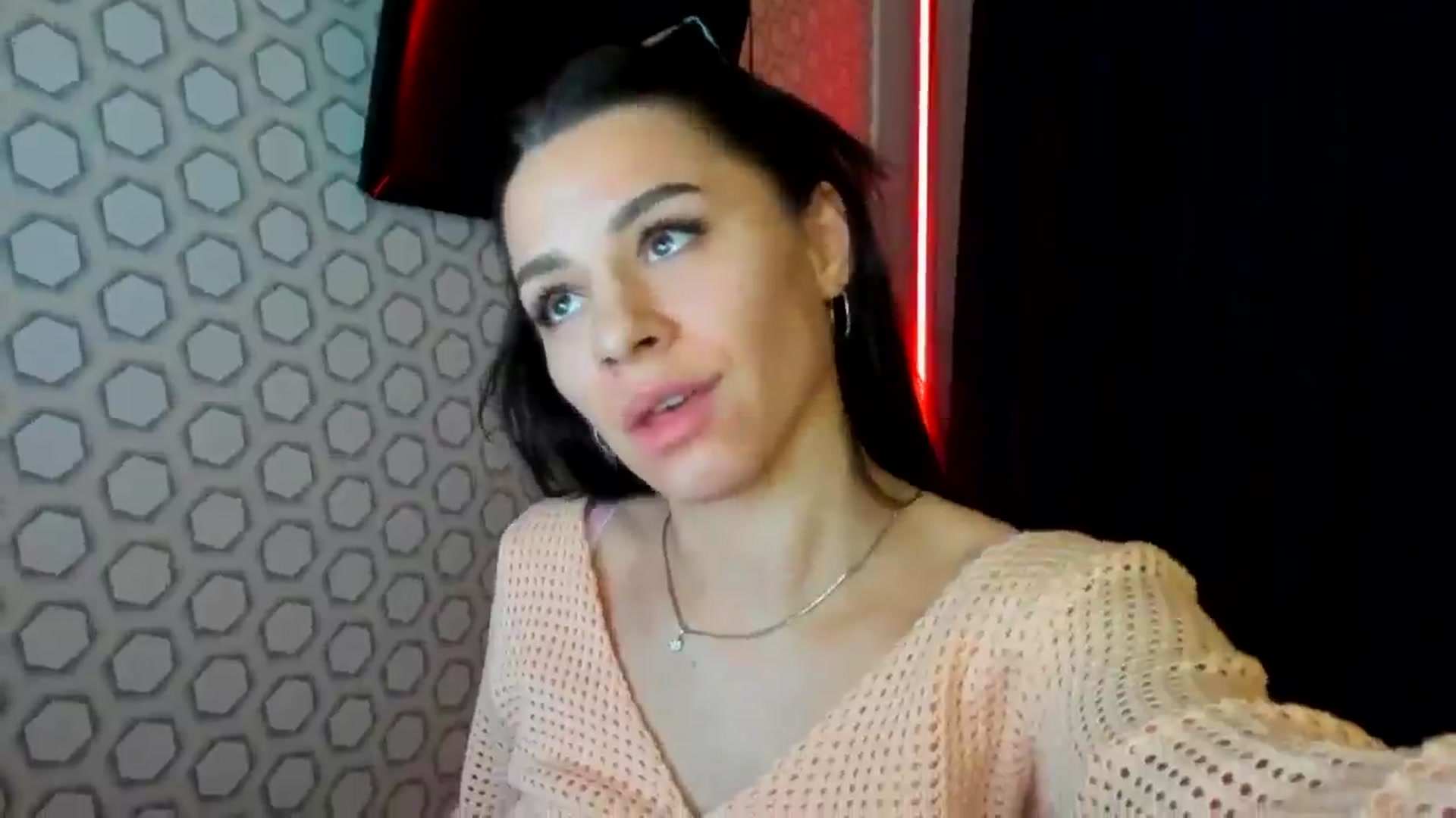 Gallery image thumbnail from swtAlterEgo's myfreecams stream on, 03/01/2025, 21:31 image 12 of 20