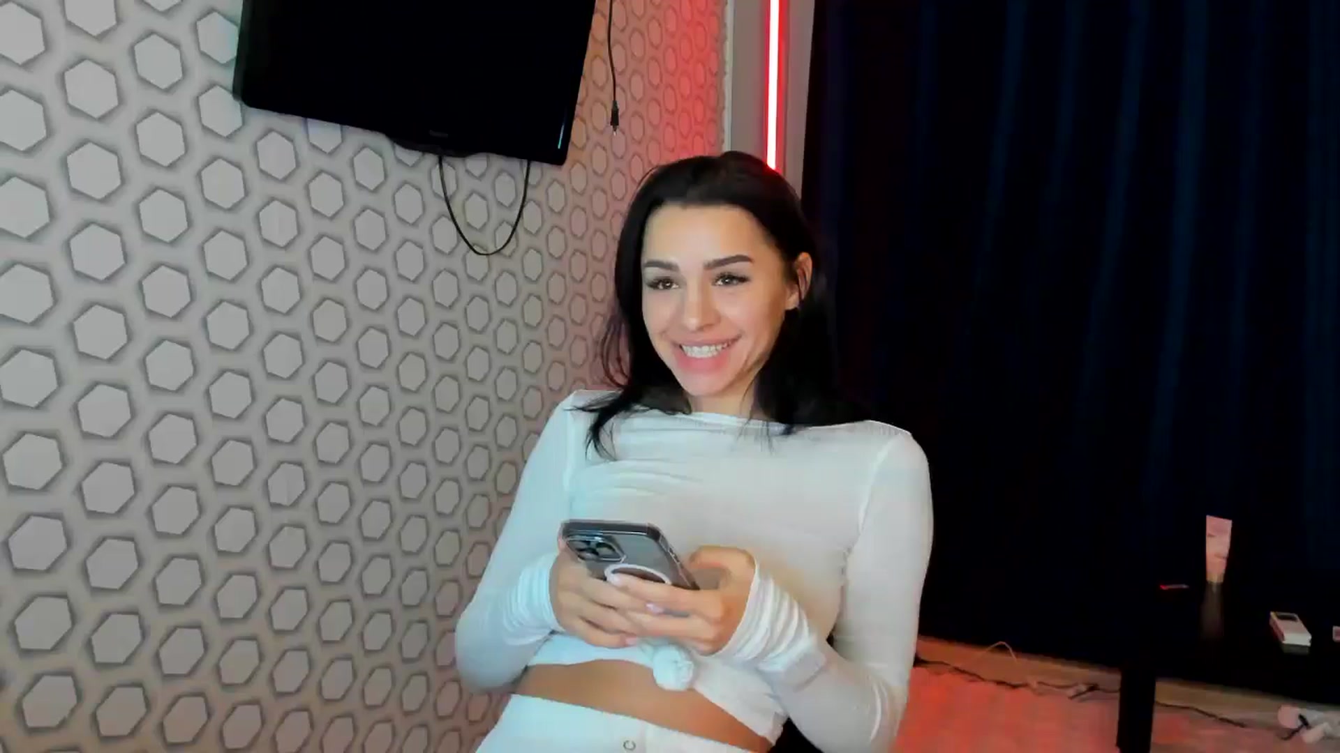 Gallery image thumbnail from swtAlterEgo's myfreecams stream on, 03/02/2025, 21:29 image 6 of 20