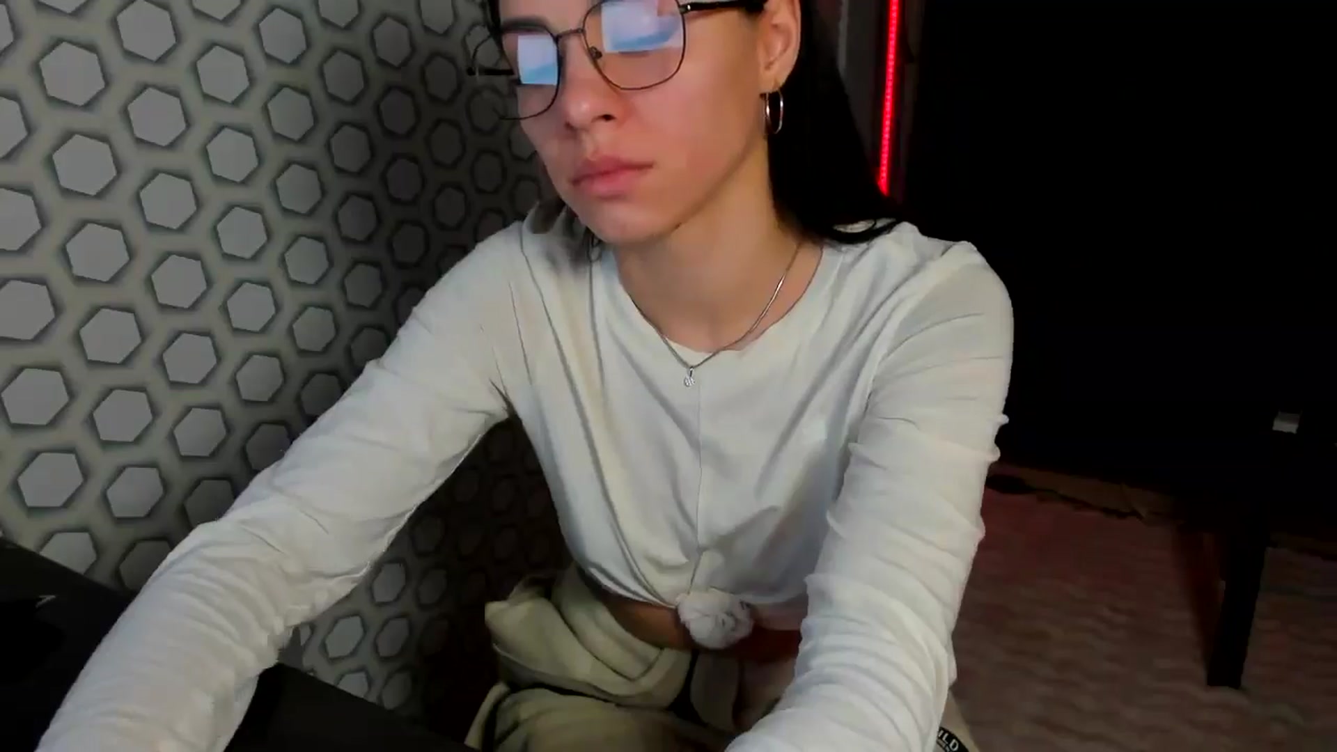 Gallery image thumbnail from swtAlterEgo's myfreecams stream on, 03/05/2025, 20:26 image 18 of 20