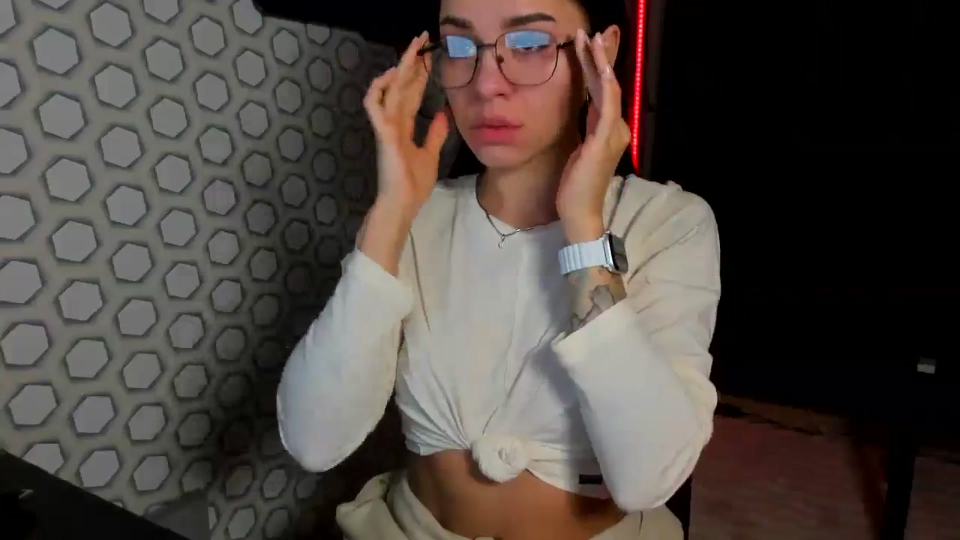 Gallery image thumbnail from swtAlterEgo's myfreecams stream on, 03/05/2025, 20:26 image 16 of 20