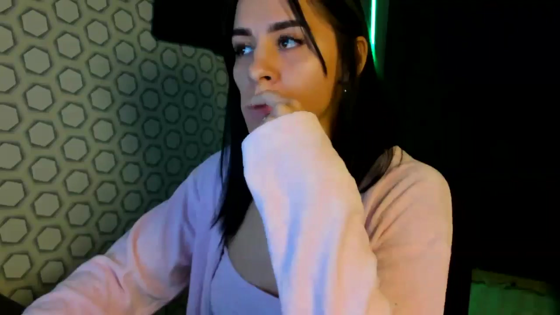 Gallery image thumbnail from swtAlterEgo's myfreecams stream on, 03/10/2025, 24:45 image 6 of 20