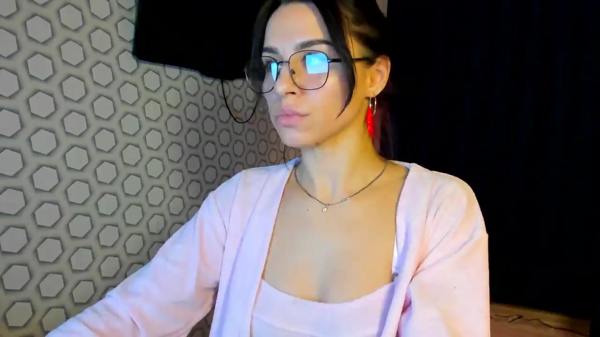 Gallery image thumbnail from swtAlterEgo's myfreecams stream on, 03/11/2025, 22:17 image 15 of 20
