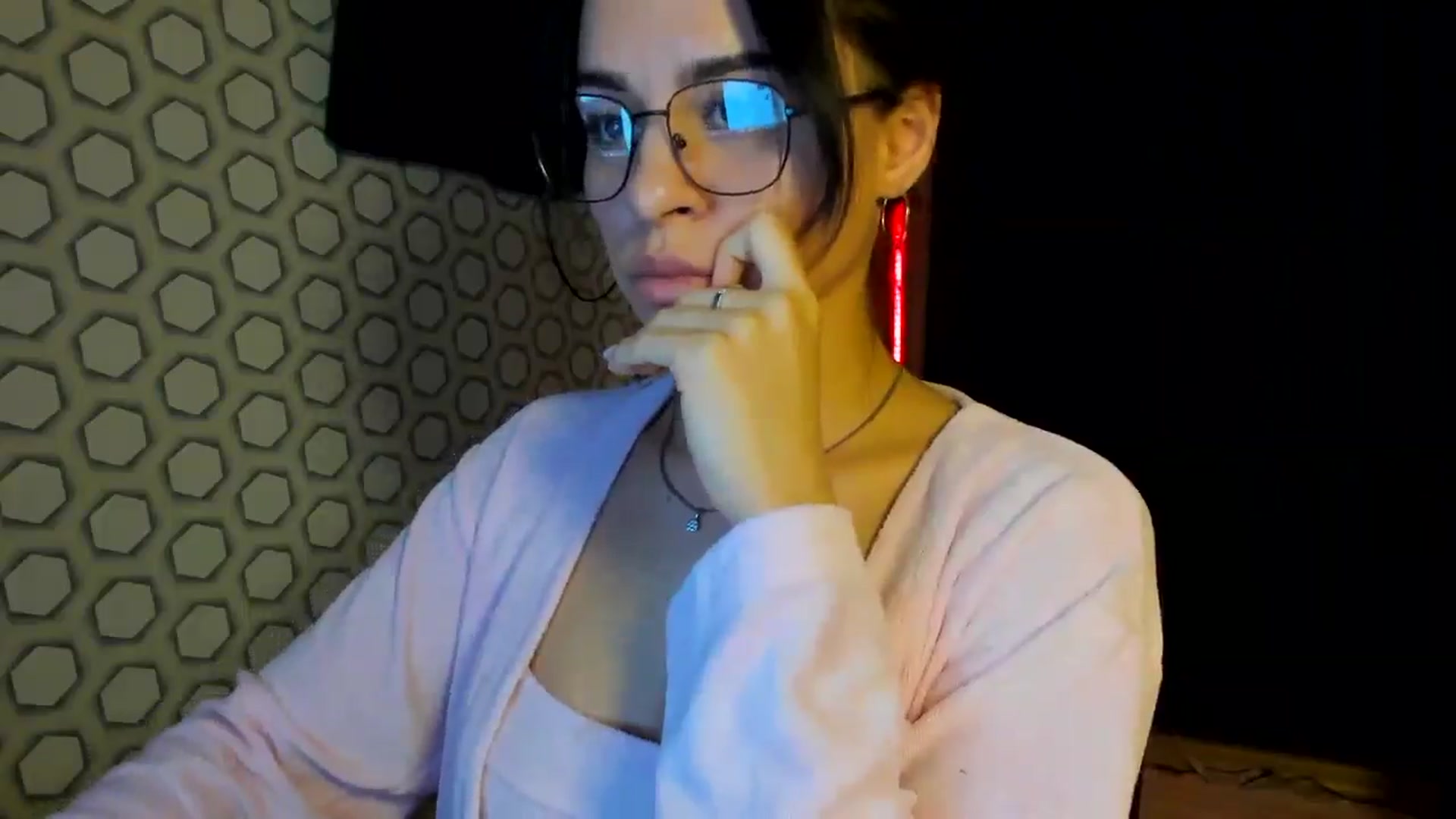 Gallery image thumbnail from swtAlterEgo's myfreecams stream on, 03/11/2025, 22:17 image 10 of 20