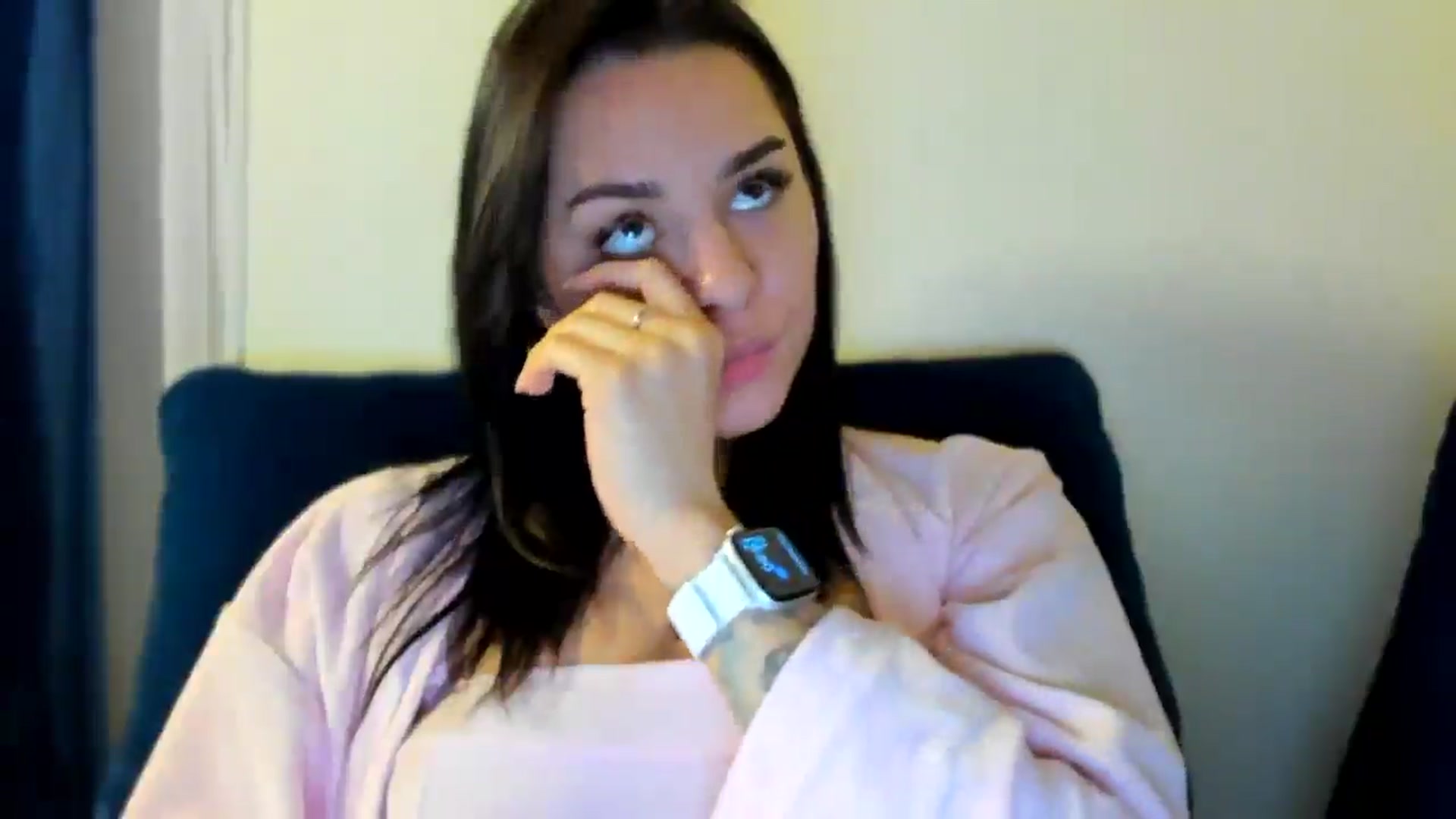 Gallery image thumbnail from swtAlterEgo's myfreecams stream on, 03/12/2025, 01:04 image 19 of 20