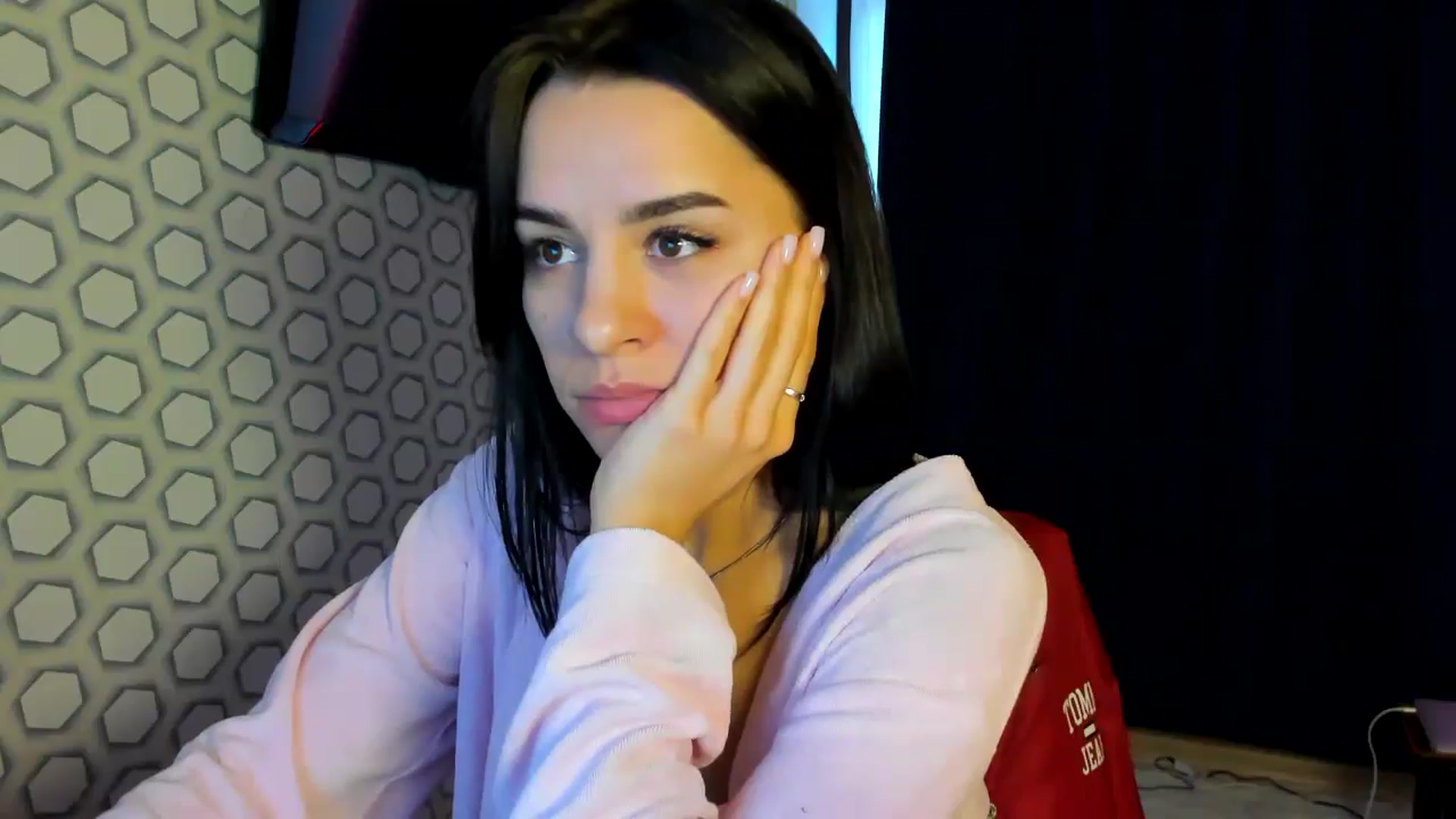 Gallery image thumbnail from swtAlterEgo's myfreecams stream on, 03/12/2025, 05:27 image 14 of 20