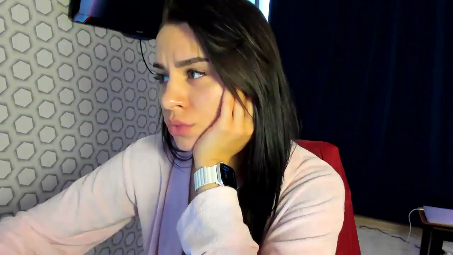 Gallery image thumbnail from swtAlterEgo's myfreecams stream on, 03/12/2025, 06:25 image 4 of 20