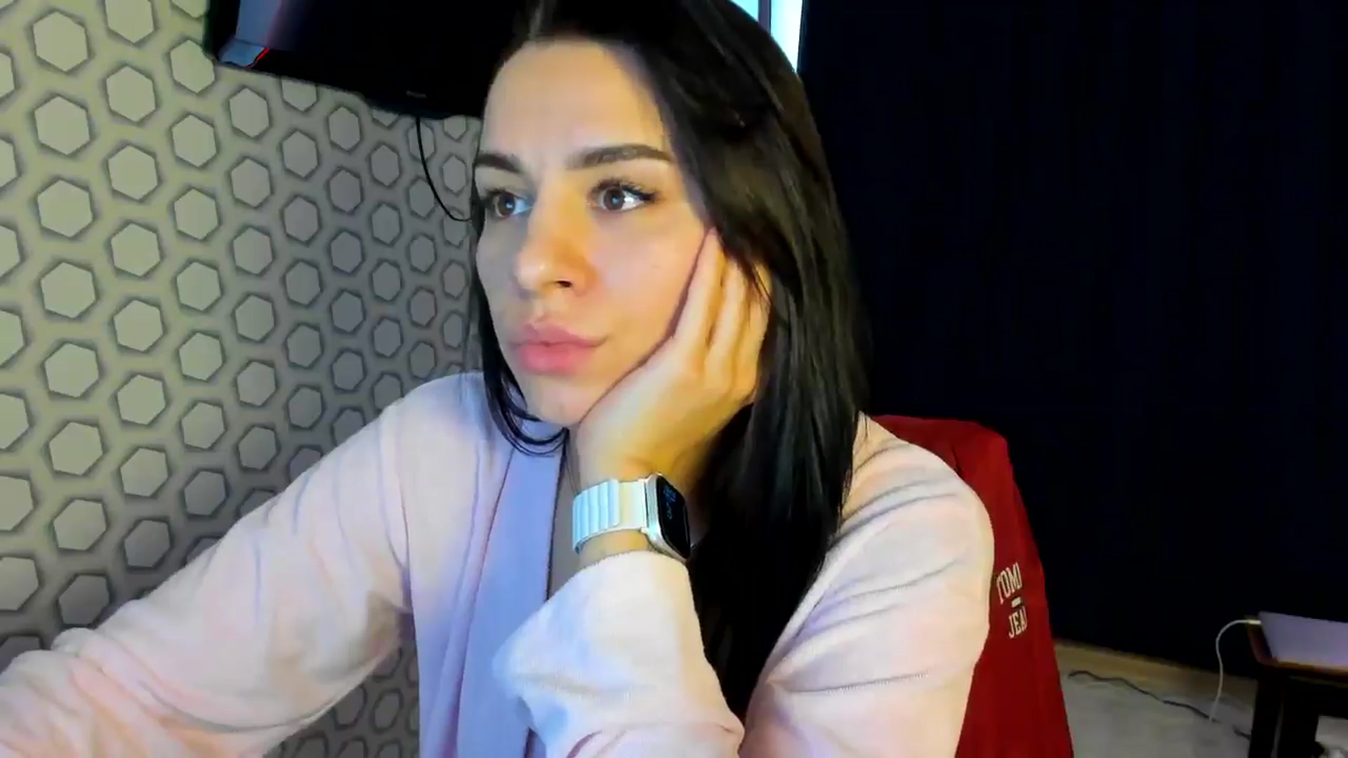 Gallery image thumbnail from swtAlterEgo's myfreecams stream on, 03/12/2025, 06:25 image 2 of 20