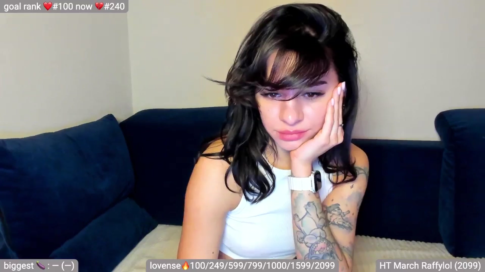 Gallery image thumbnail from swtAlterEgo's myfreecams stream on, 03/20/2025, 23:30 image 13 of 20