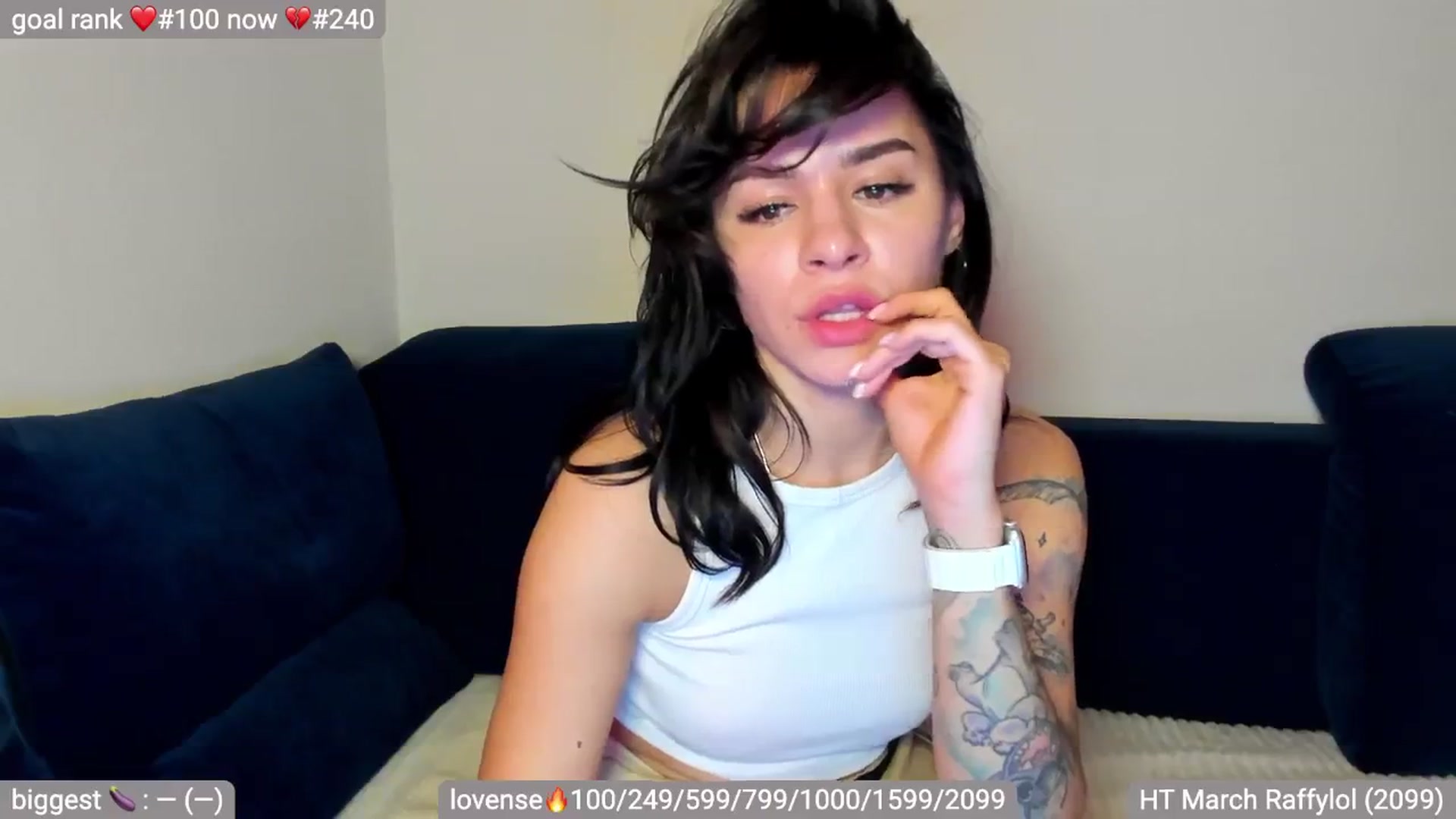 Gallery image thumbnail from swtAlterEgo's myfreecams stream on, 03/20/2025, 23:30 image 11 of 20