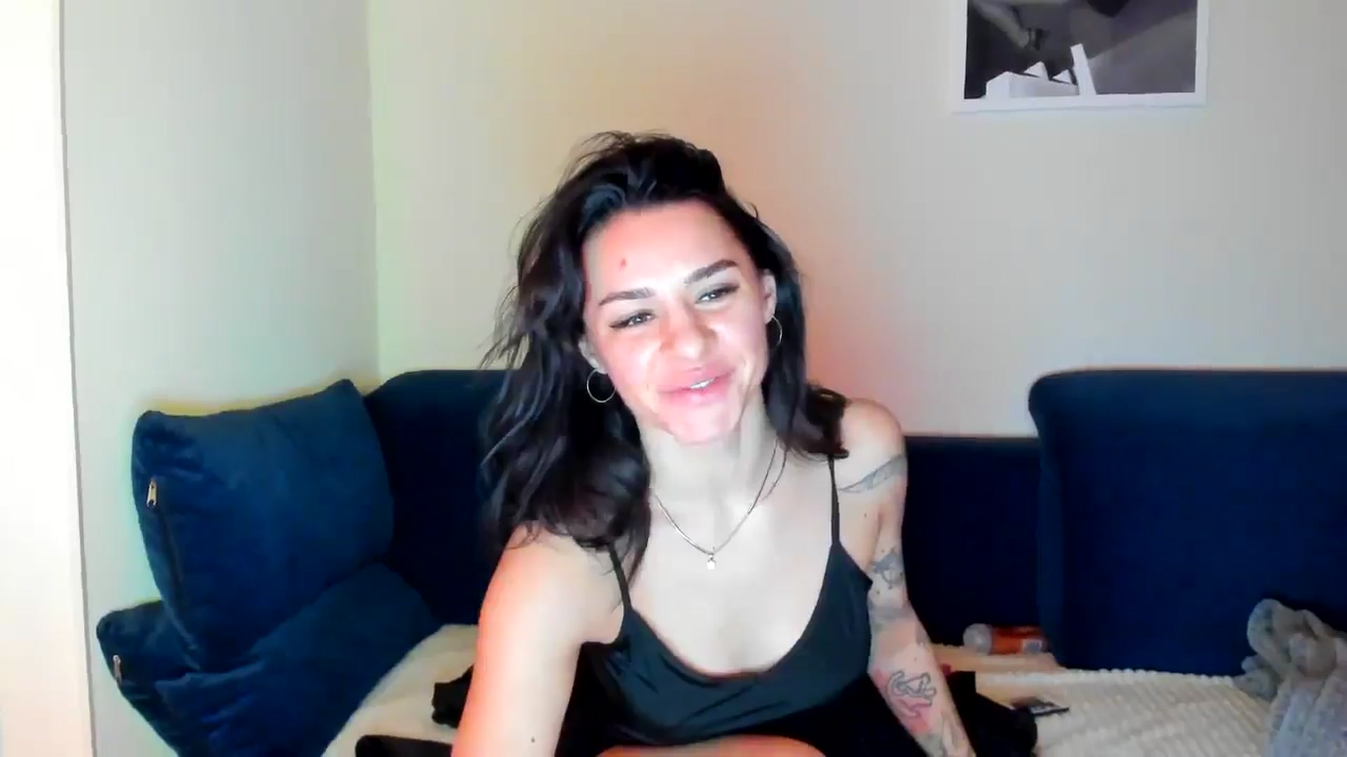 Gallery image thumbnail from swtAlterEgo's myfreecams stream on, 03/21/2025, 21:20 image 10 of 20