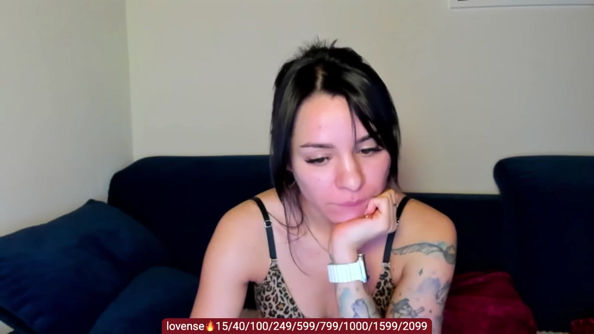 Gallery image thumbnail from swtAlterEgo's myfreecams stream on, 03/23/2025, 23:05 image 18 of 20