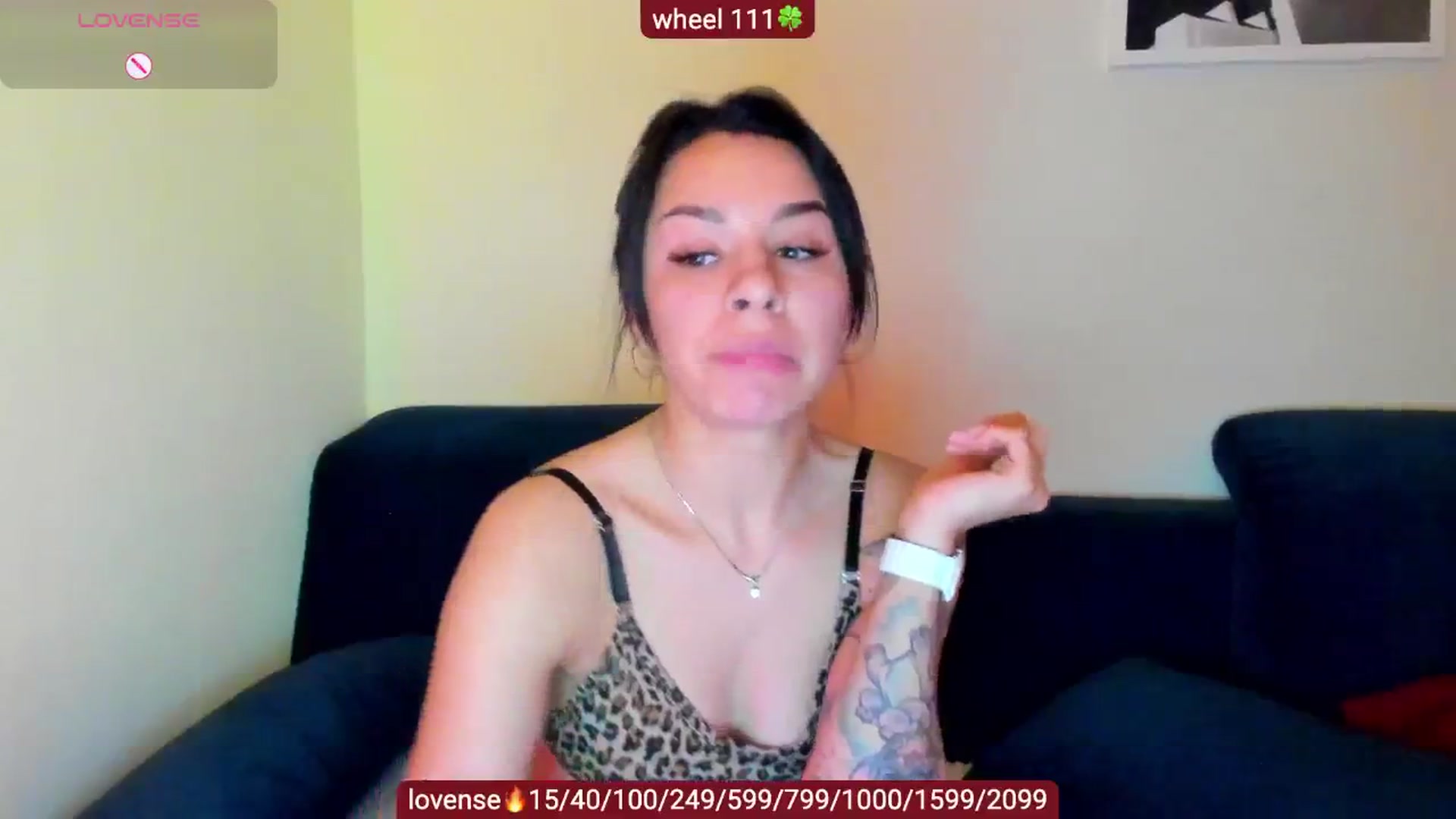 Gallery image thumbnail from swtAlterEgo's myfreecams stream on, 03/24/2025, 03:20 image 18 of 20