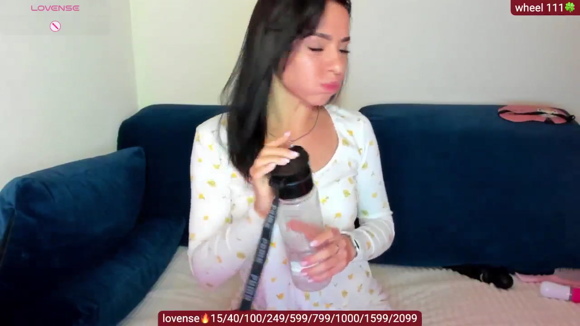 Gallery image thumbnail from swtAlterEgo's myfreecams stream on, 04/01/2025, 18:24 image 11 of 20