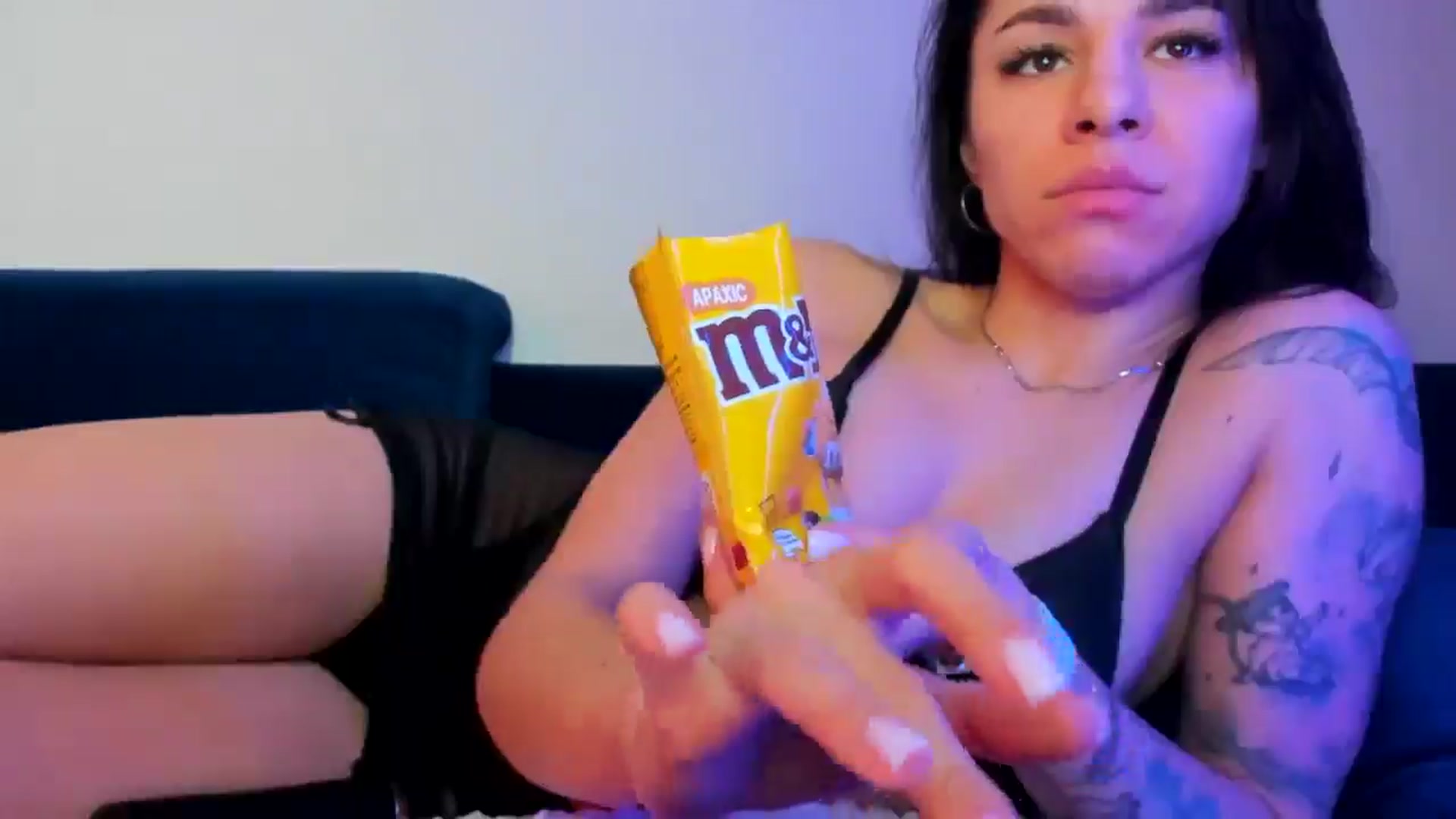 Gallery image thumbnail from swtAlterEgo's myfreecams stream on, 04/04/2025, 24:00 image 12 of 20