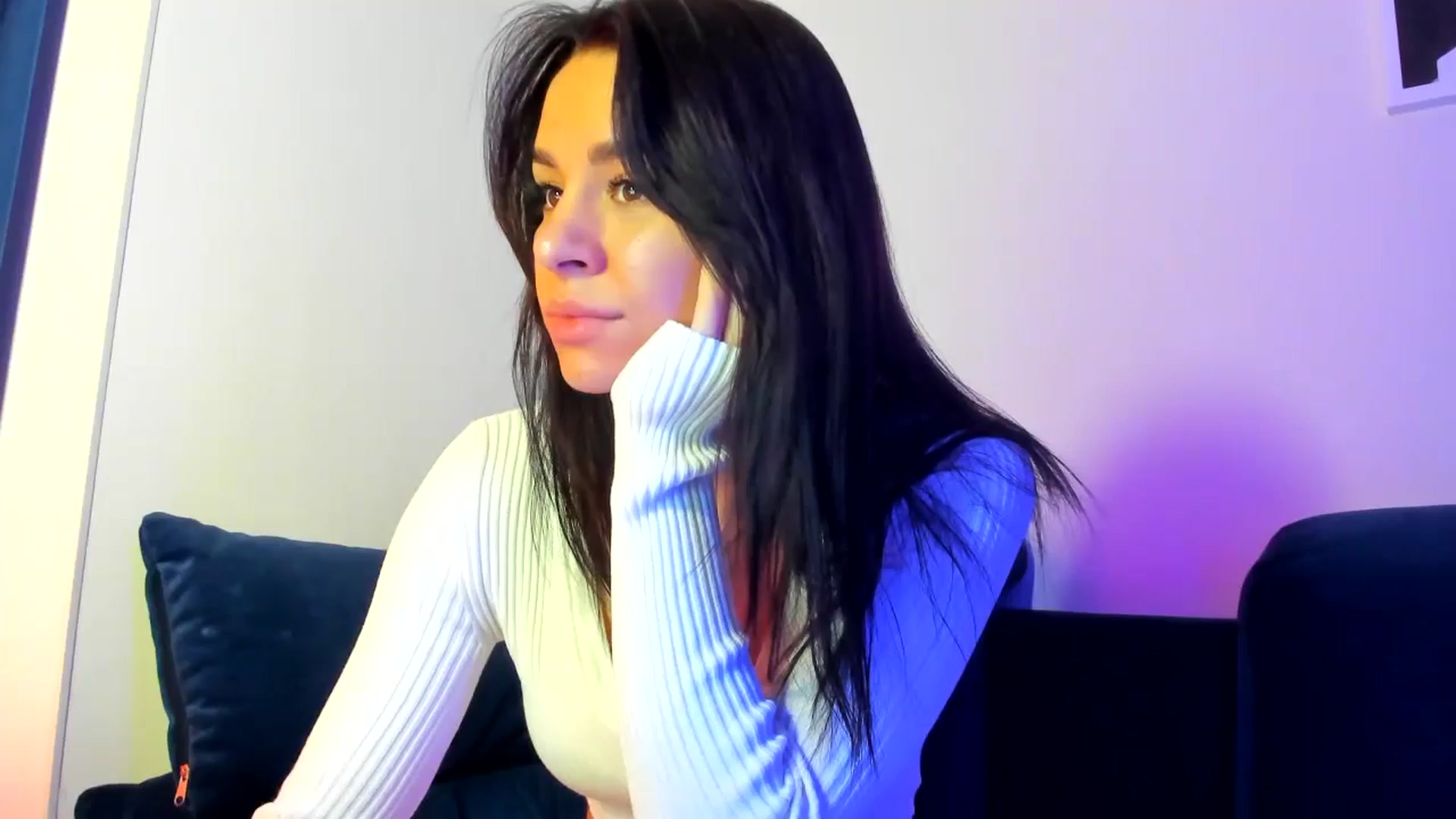 Gallery image thumbnail from swtAlterEgo's myfreecams stream on, 04/05/2025, 03:15 image 1 of 20