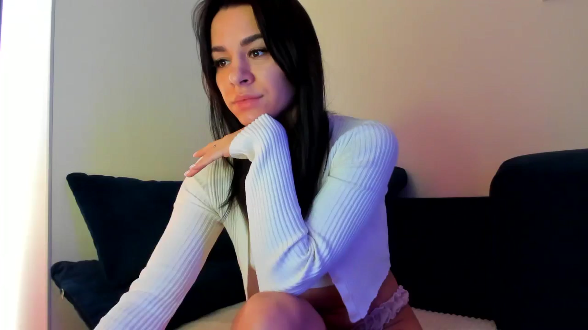 Gallery image thumbnail from swtAlterEgo's myfreecams stream on, 04/05/2025, 07:45 image 15 of 20