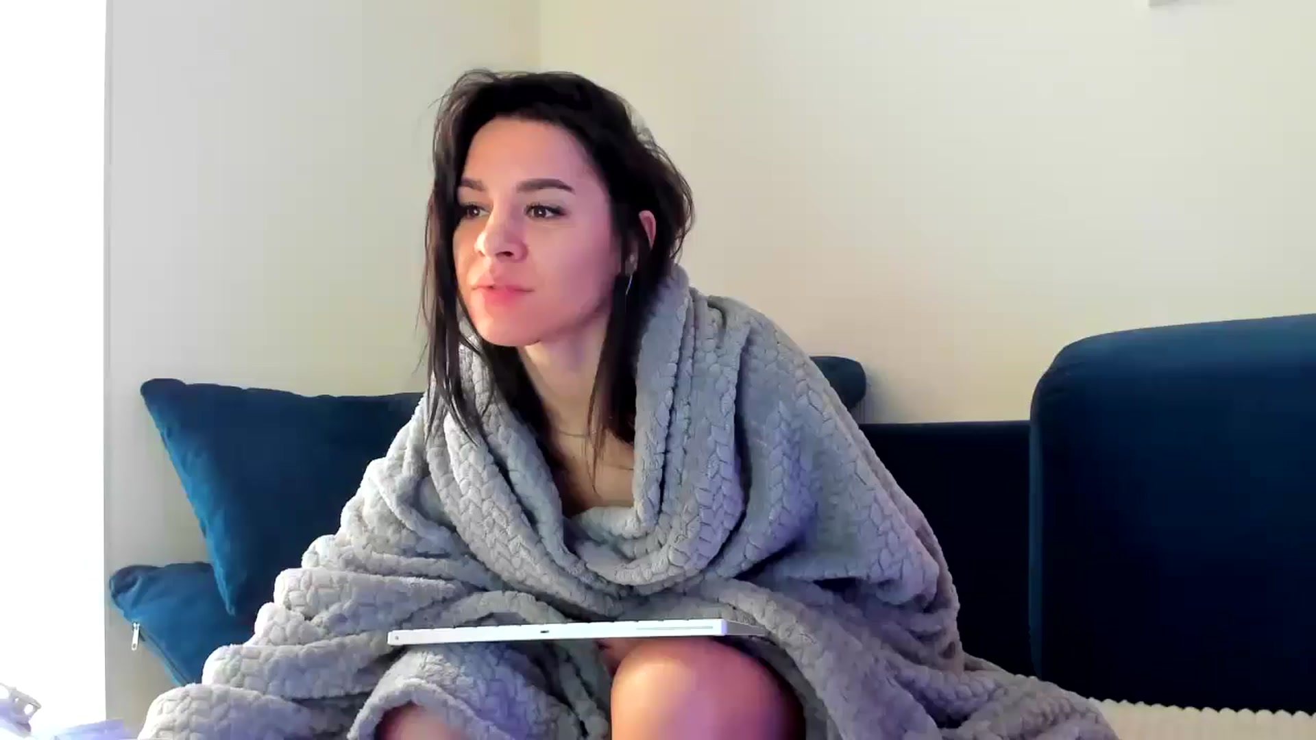 Gallery image thumbnail from swtAlterEgo's myfreecams stream on, 04/05/2025, 10:13 image 13 of 20
