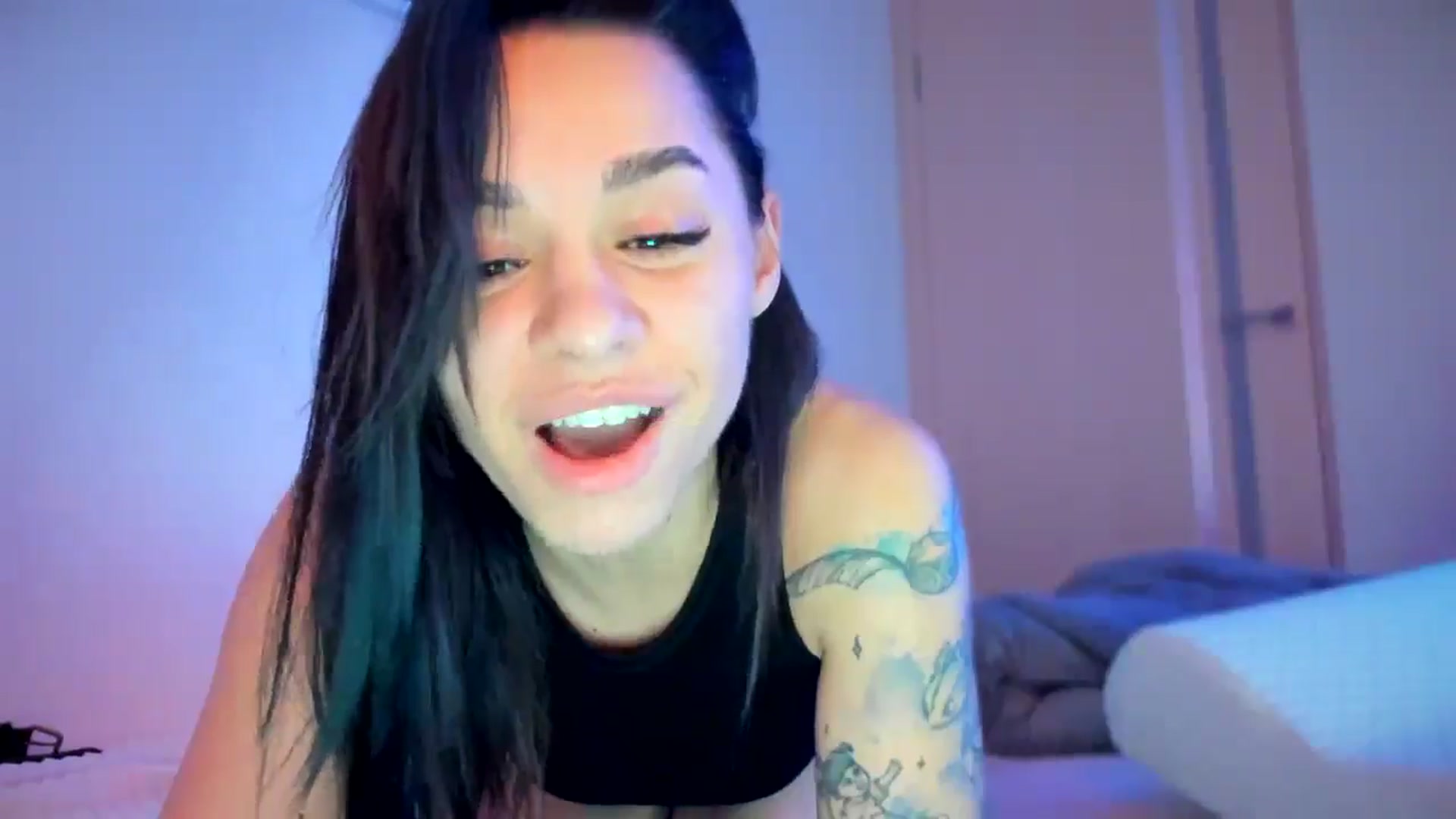 Gallery image thumbnail from swtAlterEgo's myfreecams stream on, 04/07/2025, 03:44 image 14 of 20