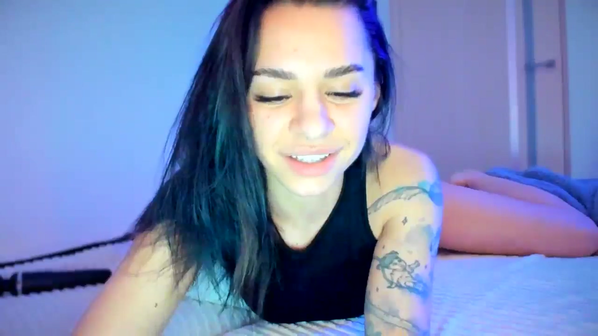 Gallery image thumbnail from swtAlterEgo's myfreecams stream on, 04/07/2025, 05:17 image 3 of 20