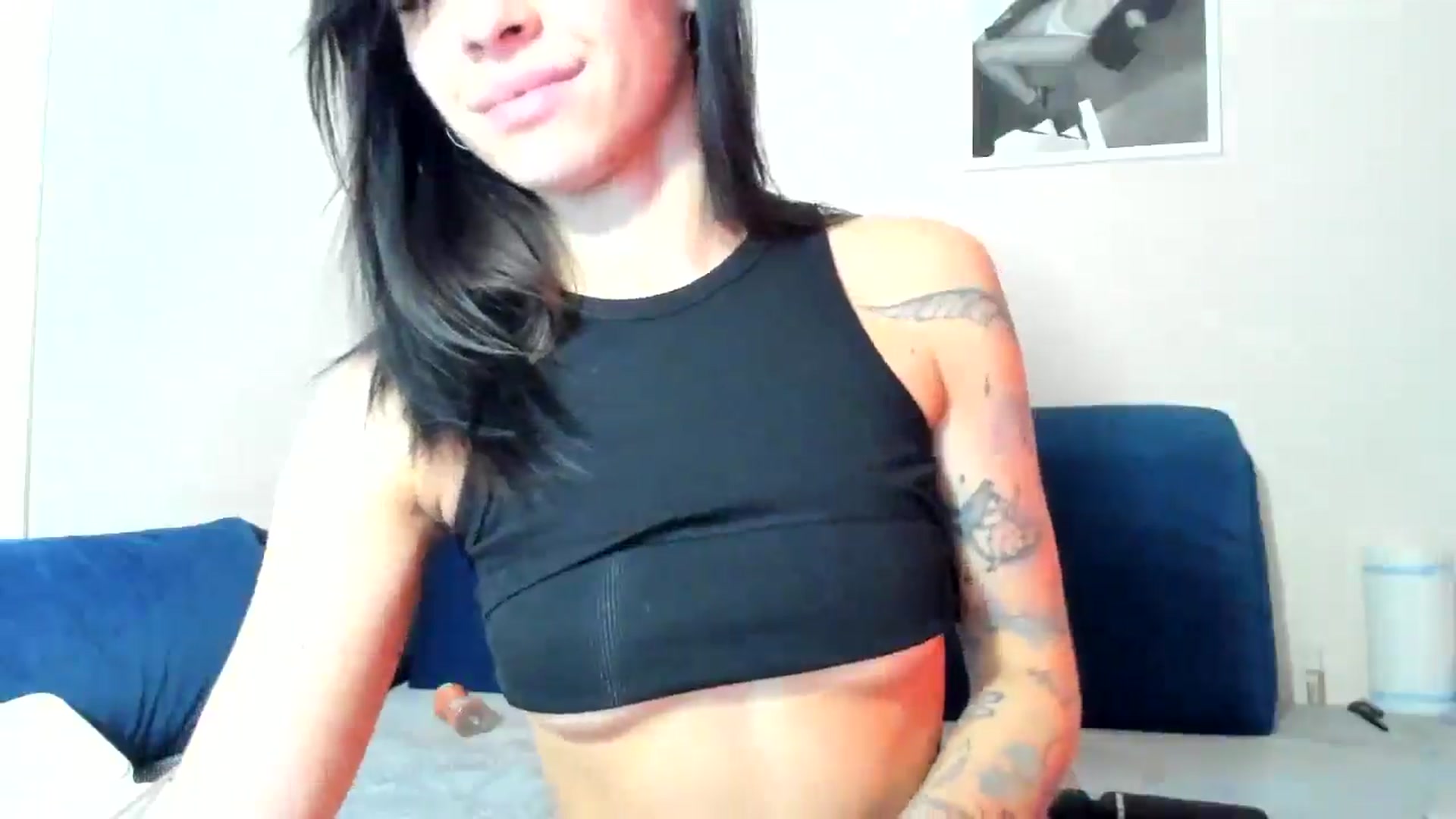 Gallery image thumbnail from swtAlterEgo's myfreecams stream on, 04/08/2025, 04:51 image 14 of 20