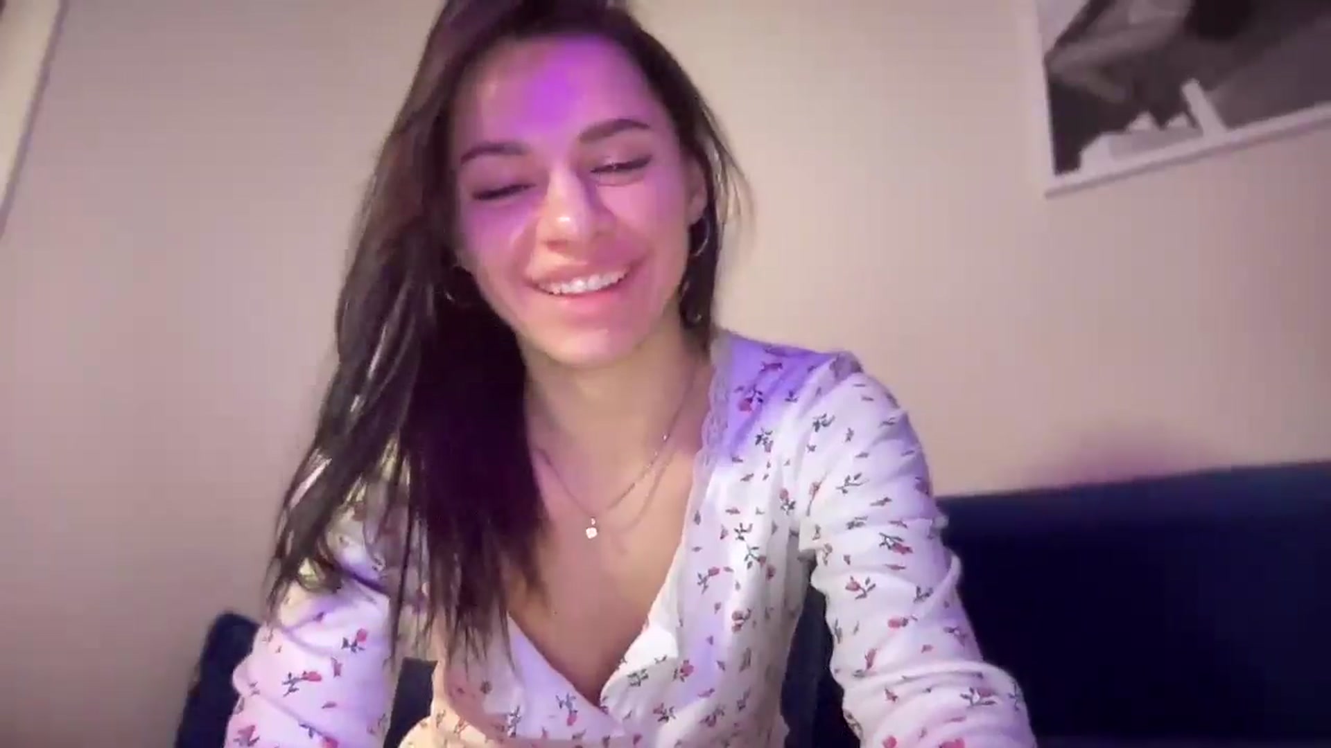 Gallery image thumbnail from swtAlterEgo's myfreecams stream on, 04/10/2025, 01:46 image 14 of 20