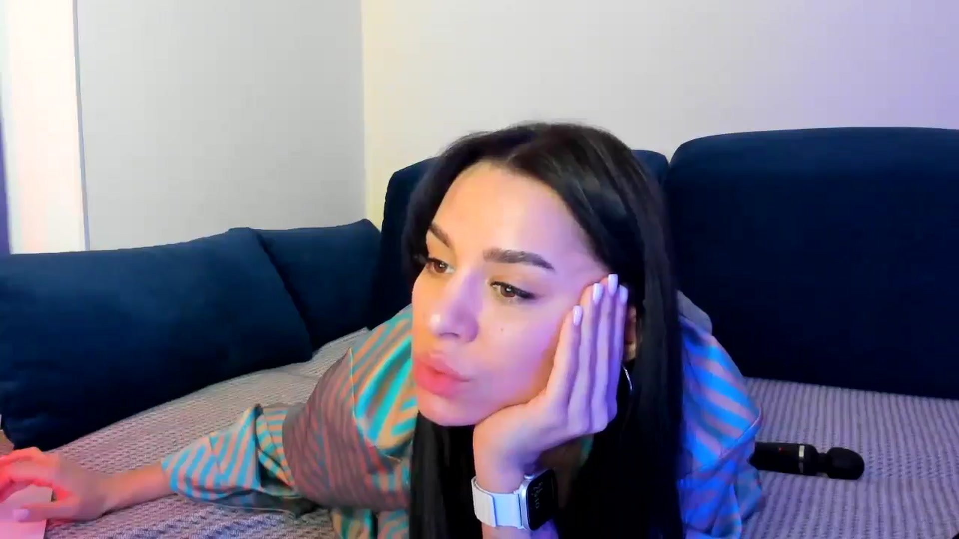 Gallery image thumbnail from swtAlterEgo's myfreecams stream on, 04/13/2025, 24:06 image 12 of 20
