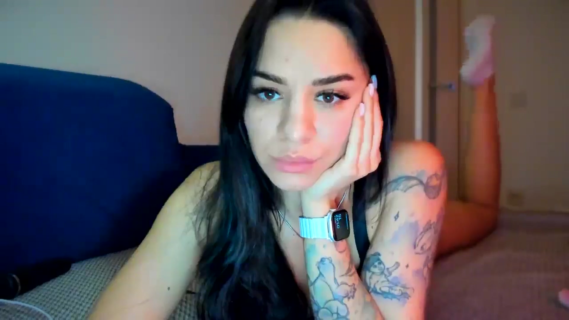 Gallery image thumbnail from swtAlterEgo's myfreecams stream on, 04/14/2025, 22:52 image 16 of 20