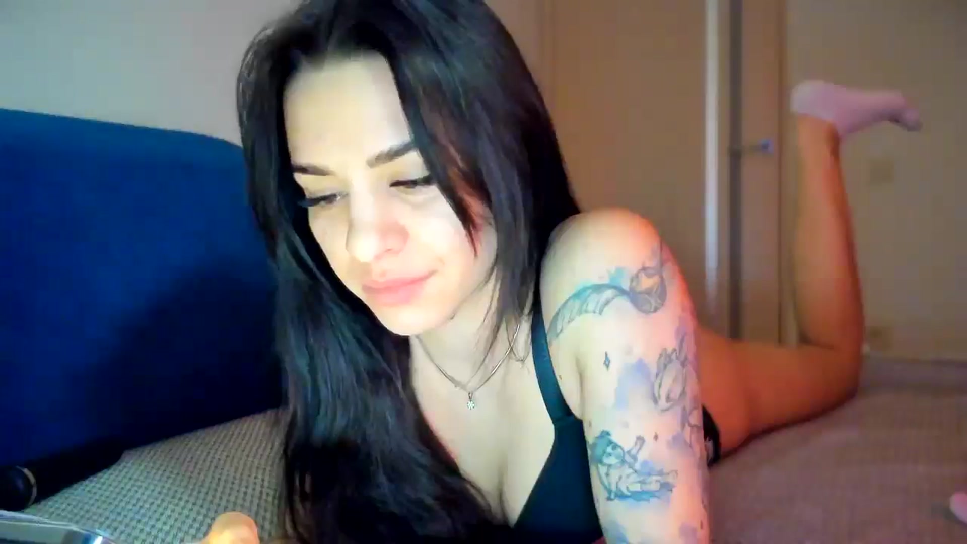 Gallery image thumbnail from swtAlterEgo's myfreecams stream on, 04/14/2025, 22:52 image 12 of 20
