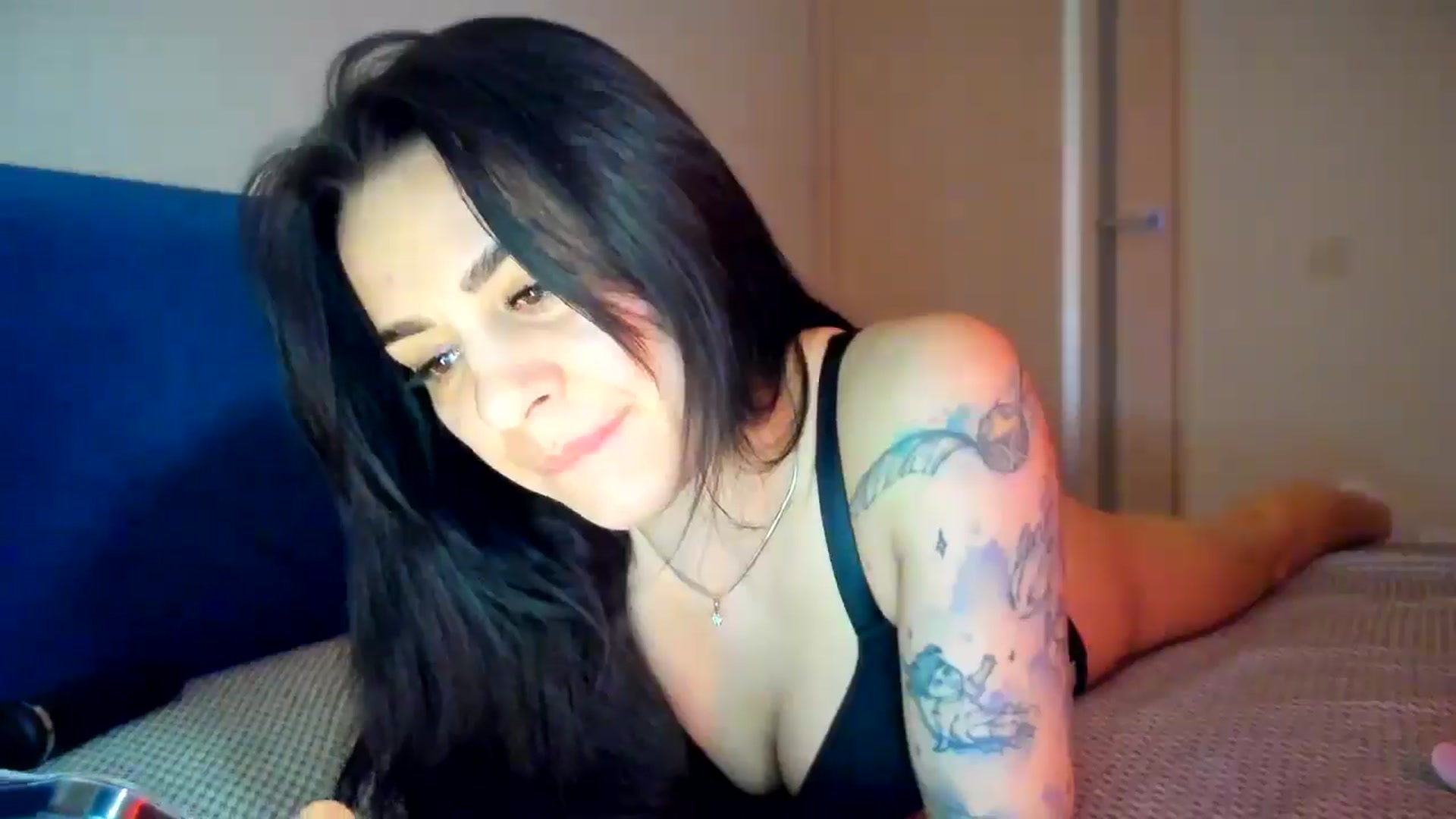 Gallery image thumbnail from swtAlterEgo's myfreecams stream on, 04/14/2025, 22:52 image 13 of 20