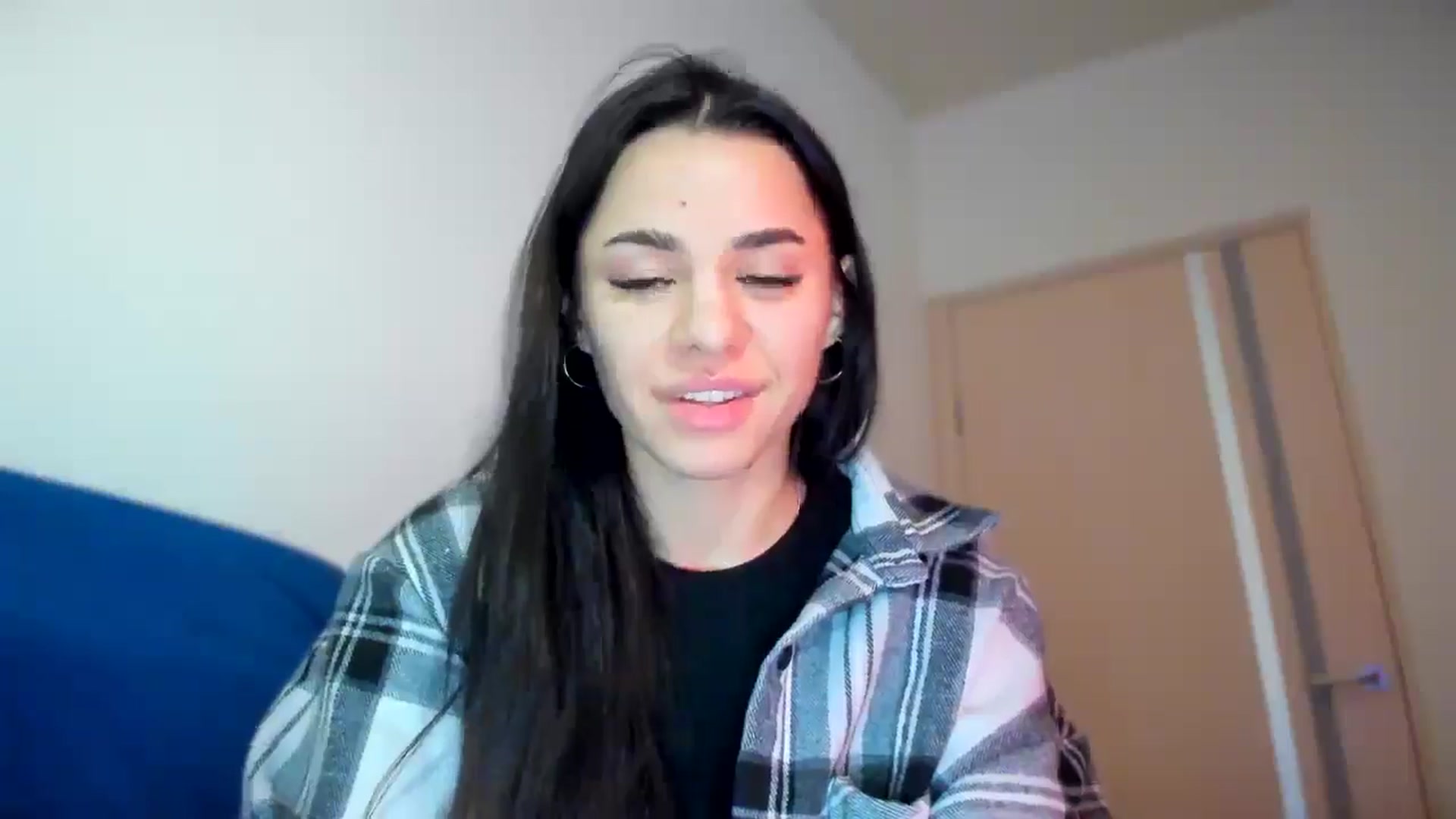 Gallery image thumbnail from swtAlterEgo's myfreecams stream on, 04/16/2025, 03:49 image 10 of 20
