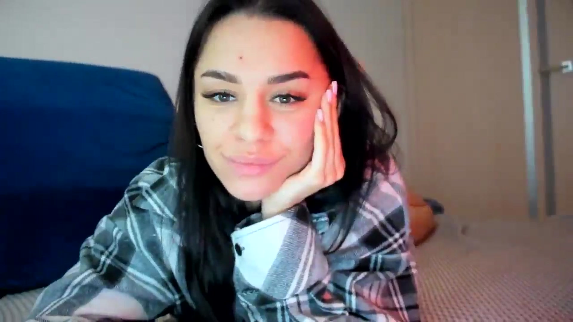 Gallery image thumbnail from swtAlterEgo's myfreecams stream on, 04/16/2025, 05:43 image 7 of 20