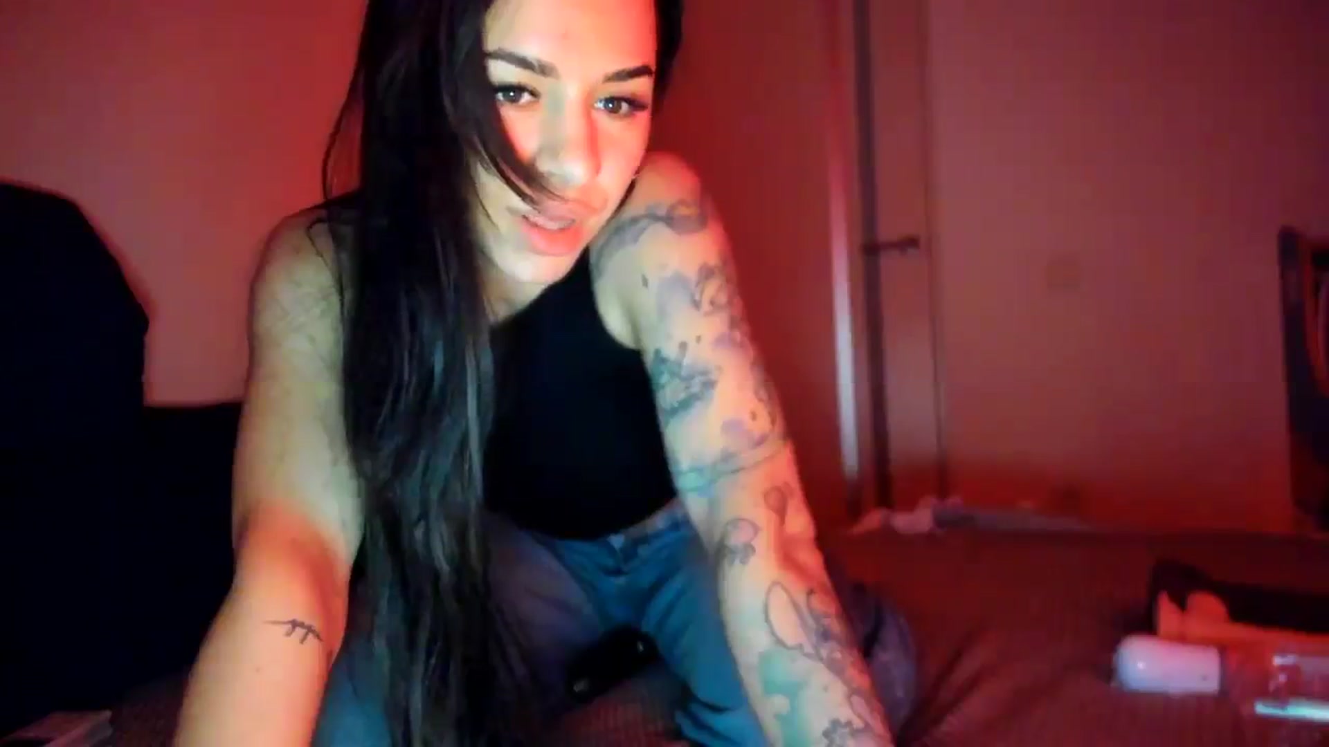 Gallery image thumbnail from swtAlterEgo's myfreecams stream on, 04/17/2025, 03:13 image 15 of 20