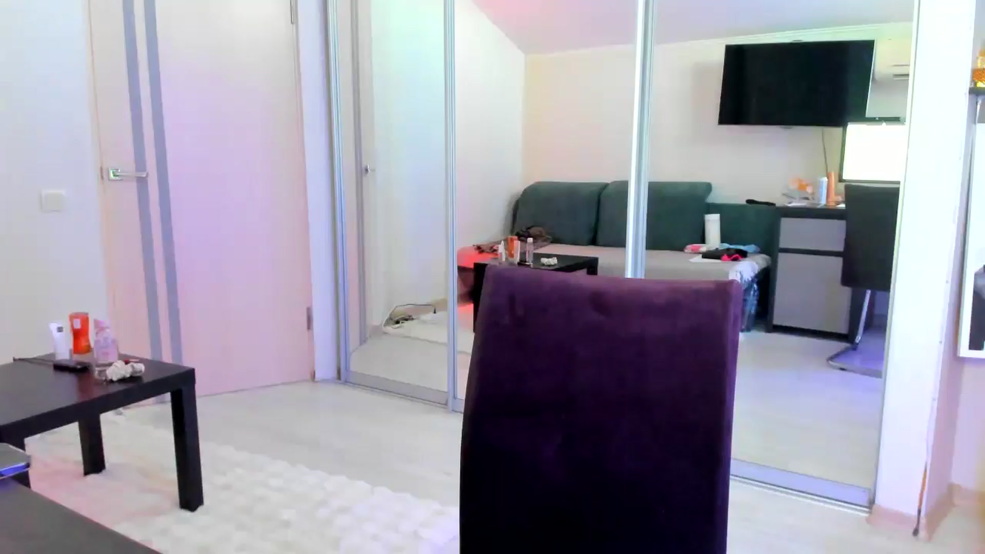 Gallery image thumbnail from swtAlterEgo's myfreecams stream on, 04/18/2025, 09:28 image 17 of 20