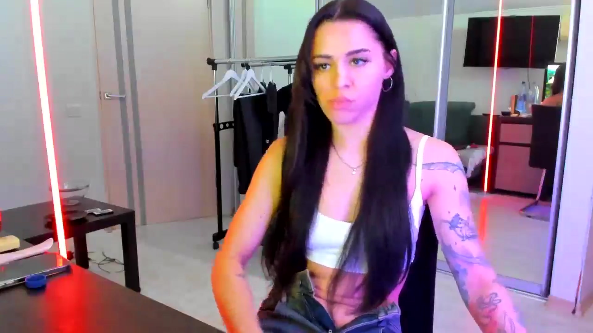 Gallery image thumbnail from swtAlterEgo's myfreecams stream on, 04/19/2025, 07:18 image 9 of 20